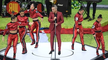 Una ceremonia de inauguración musical y al estilo Super Bowl