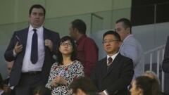 La presidenta del Valencia, Layhoon Chan, en el palco de Mestalla durante el partido de Liga entre Valencia y M&aacute;laga de este s&aacute;bado.