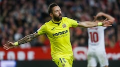 SEVILLA, 03/12/2023.- José Luis Morales centrocampista del Villarreal celebra su gol durante el partido de LaLiga de fútbol que Sevilla FC y Villarreal CF disputan este domingo en el estadio Ramón Sánchez-Pizjuán. EFE/José Manuel Vidal
