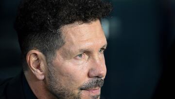 Atletico Madrid's Argentinian coach Diego Simeone looks on before the start of the Spanish league football match between RC Celta de Vigo and Club Atletico de Madrid at the Balaidos stadium in Vigo on October 21, 2023. (Photo by MIGUEL RIOPA / AFP)