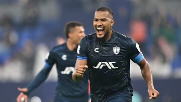 Doha (Qatar), 11/12/2024.- Salomon Rondon of Pachuca celebrates after scoring the 0-3 goal during the FIFA Intercontinental Cup 2024 match between Botafogo and Pachuca in Doha, Qatar, 11 December 2024. (Catar) EFE/EPA/NOUSHAD THEKKAYIL