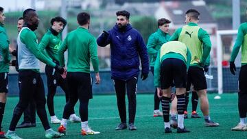 Romo pone el foco en la hierba artificial del Reina Sofía