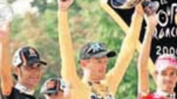 <b>EN DUDA. </b>Así fue el podio del pasado Tour.