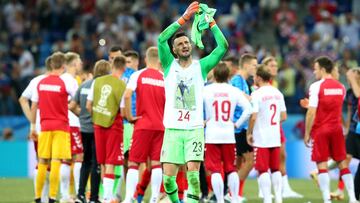 Subasic para tres penaltis y Croacia se mete en cuartos