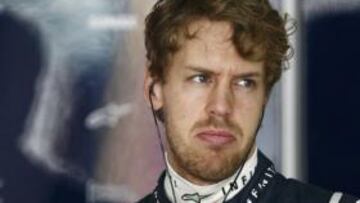 CONCENTRADO. Vettel centra el foco antes del inicio de los segundos libres de Sepang