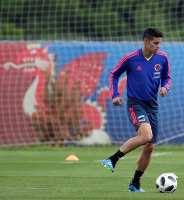 James Rodríguez fue el gran protagonista del entrenamiento de la Selección Colombia, el '10' sería inicialista ante Polonia 