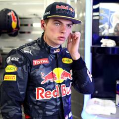 Verstappen ataca a Bottas: "Fue peligroso y nada inteligente"