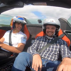 Exprimiendo un McLaren 600LT con Carlos Sainz en Woking
