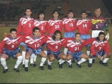 Armenia, 1997: Chile se preparaba para los últimos duelos rumbo al mundial de Francia. La Roja goleó por 7-0 en Viña del Mar. 