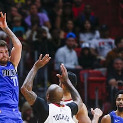 Luka lights up Pelicans with 49 points in 125-118 win