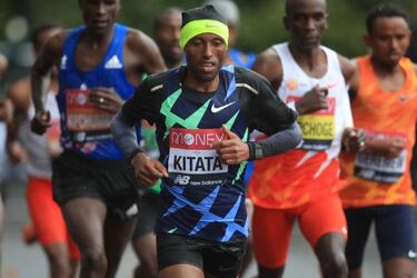 Kipchoge s¨ª es humano: victoria para el et¨ªope Kitata