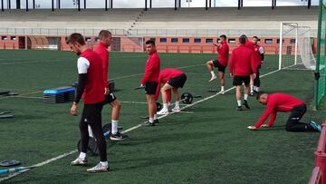 La plantilla de la SD Logro&ntilde;&eacute;s, en un entrenamiento.