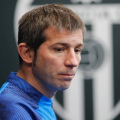 Celades: "No entiendo que se cuestione al Cholo, pero siendo primero echaron a Valverde"