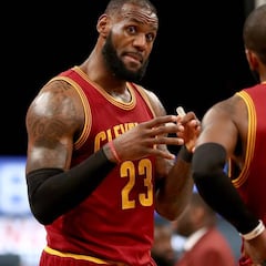 LeBron: "El traspaso de Kyrie Irving fue el principio del fin"