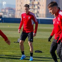 Pol Lozano, pegamento para la medular