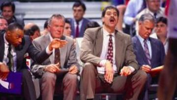 Phil Jackson escribe una carta de despedida a Johnny Bach