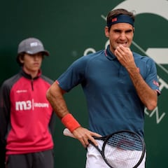 Federer cae ante Andújar en su regreso a la tierra tras 711 días