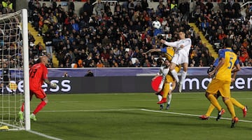 Cristiano Ronaldo, a pase de Marcelo, anotó el 0-5.