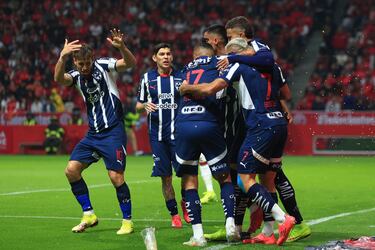 Llegó por un año y esta sería la cantidad que desembolsó Monterrey por su nuevo DT