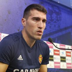 Zapater es duda ante el Albacete por una sobrecarga en el gemelo