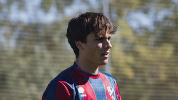 La Roja sorprende con su último convocado: se fue a los 9 años a España y dicen que es una ‘perla’