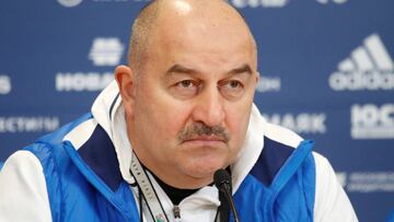 Soccer Football - Russia news conference - International Friendly - St. Petersburg, Russia - November 13, 2017 - Russia's coach Stanislav Cherchesov attends a news conference before a friendly match against Spain. REUTERS/Maxim Shemetov