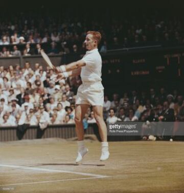 El único tenista en la historia en ganar los cuatro Grand Slams en un mismo año... y dos veces ('62, '69). Está entre los más grandes con 11 coronas de Grand Slam y 52 en total.