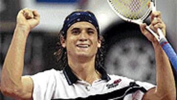 <B>EL RELEVO</b>. David Ferrer, tras vencer ayer a Álex Corretja.