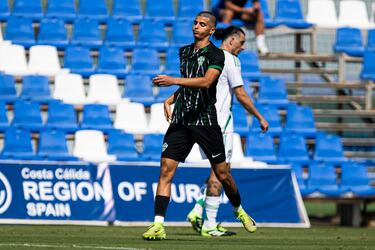 El Elche sucumbe sin pegada