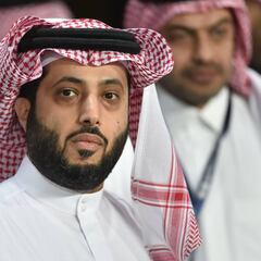 Jugadores del Almería denuncian presiones del club para aceptar ser traspasados a clubes árabes