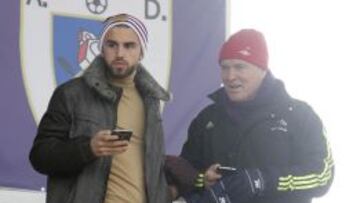 Parla 0-Puerta Bonita 1. Borja Mayoral, ayer en las gradas del campo de Los Prados.