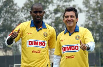 Ambos llegaron al América como refuerzos para la Copa Libertadores. Ambos jugadores del Monterrey en aquel entonces, formaron parte del equipo que jugó el torneo del 2007, donde las Águilas cayeron en cuartos de final ante el Santos brasileño.