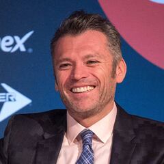 José Luis Higuera llena de elogios a Oribe Peralta