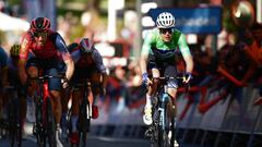 El ciclista del Movistar Alex Aranburu, durante la cuarta etapa de la Itzulia, la Vuelta al País Vasco.