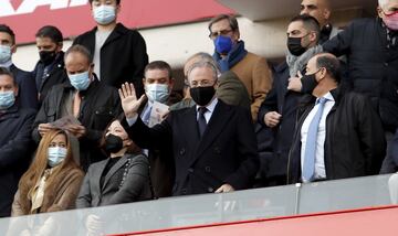 Florentino Pérez en el palco 