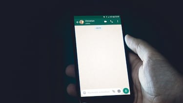 Cómo poner contraseña a chats individuales de WhatsApp