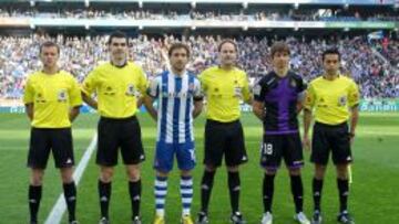 El colegiado Mateu Lahoz antes del comienzo del Espanyol-Valladolid de 3 de marzo.