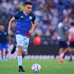 Cruz Azul sufre una expulsión en el Clásico Joven