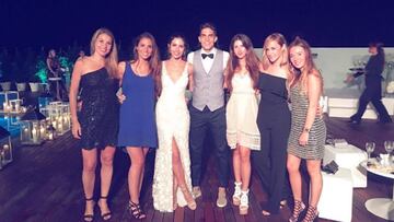 Marc Bartra y Melissa Jim&eacute;nez celebraron su preboda en un hotel de Barcelona.