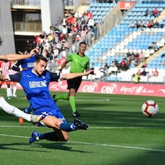 Entre siete y diez triunfos separan al Almería de la promoción