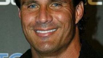 Un demócrata pide la comparecencia de Canseco en la Camara