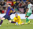 La notable asistencia de Vidal a Messi en el tercer gol del Barça
