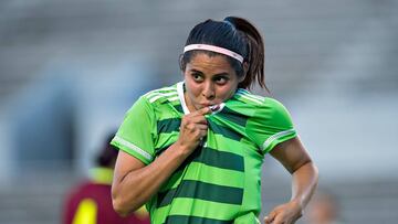 Kenti Robles: Sin Leonardo Cuéllar el Tri Femenil creció