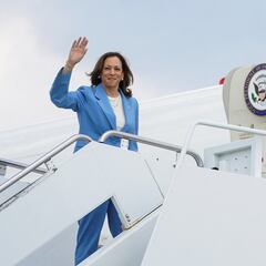 What are Kamala Harris’ economic proposals for home buyers and families?