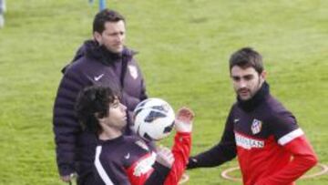 Adrián durante el entrenamiento del Atlético de Madrid.