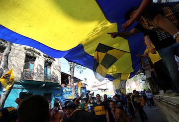 River-Boca: intense atmosphere of 'El Superclásico' captured