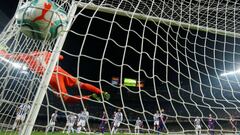 Soccer Football - La Liga Santander - FC Barcelona v Real Valladolid - Camp Nou, Barcelona, Spain - October 29, 2019  Barcelona&#039;s Lionel Messi scores their third goal   REUTERS/Albert Gea