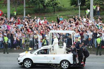 El Papa Francisco recorrió Bogotá, Villavicencio, Medellín y Cartagena con su mensaje de paz y reconciliación. Una visita emotiva para practicantes y no creyentes.