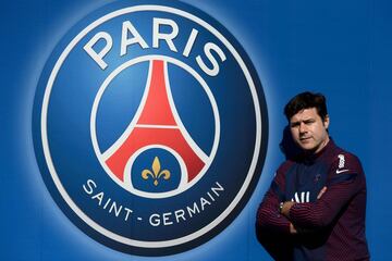 El 2 de enero el PSG anunci¨® que Mauricio Pochettino era su nuevo entrenador. Los parisinos no marchaban bien en la Ligue 1 y Al Khelaifi decidi¨® echar a Tuchel, que hab¨ªa entrado en conflicto con varios pesos pesados de la plantilla, y fichar al t¨¦cnico argentino. La verdad es que la temporada del PSG no mejor¨® en exceso pero al alem¨¢n s¨ª le vino muy bien el cambio de aires.