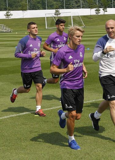 Real Madrid round up: Cristiano, Odegaard, Benzema...